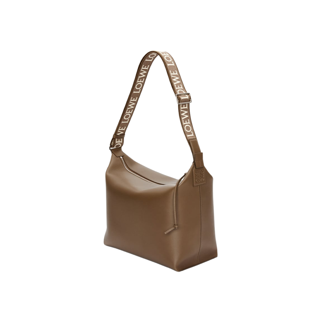 LOEWE♡ Cubi フルグレインレザー メッセンジャーバッグ 国内発*LOEWE ミニロゴ 型押し レザー メッセンジャーバッグ
